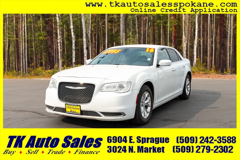 2016 Chrysler 300 Limited   - Photo 1 - Spokane, WA 99212
