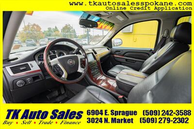 2011 Cadillac Escalade Luxury   - Photo 7 - Spokane, WA 99212