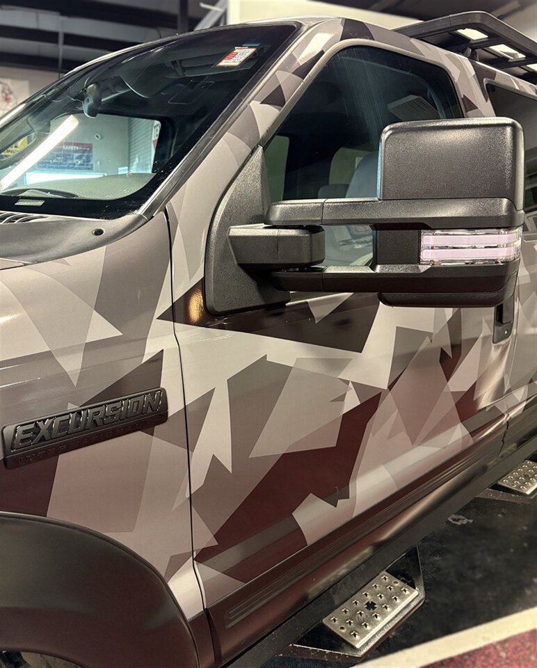 2004 Ford Excursion XLT - Photo 5 - Bismarck, ND 58503