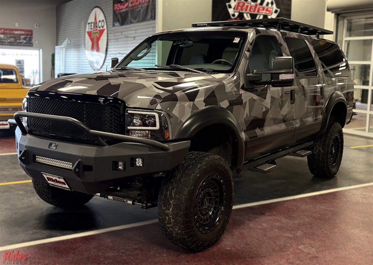 2004 Ford Excursion XLT   - Photo 1 - Bismarck, ND 58503