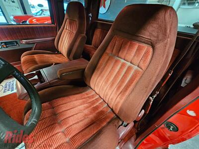 1994 Chevrolet C/K 1500 Series K1500 Silverado   - Photo 26 - Bismarck, ND 58503