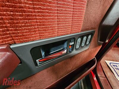 1994 Chevrolet C/K 1500 Series K1500 Silverado   - Photo 24 - Bismarck, ND 58503