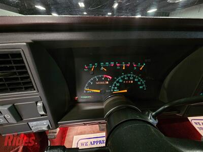 1994 Chevrolet C/K 1500 Series K1500 Silverado   - Photo 31 - Bismarck, ND 58503