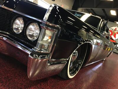1968 Lincoln Continental   - Photo 2 - Bismarck, ND 58503