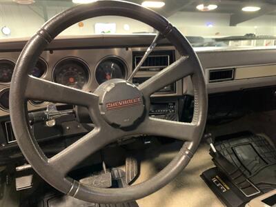 1991 Chevrolet Blazer   - Photo 29 - Bismarck, ND 58503