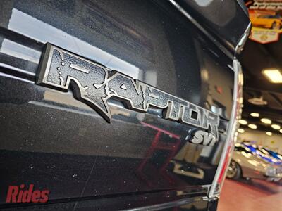 2013 Ford F-150 SVT Raptor   - Photo 13 - Bismarck, ND 58503
