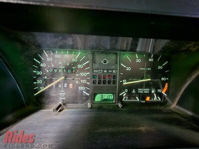 1988 Volkswagen Cabriolet   - Photo 27 - Bismarck, ND 58503