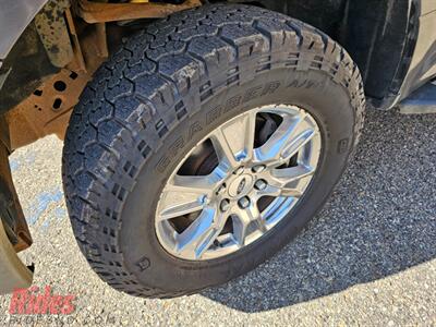 2017 Ford F-150 XLT   - Photo 6 - Bismarck, ND 58503