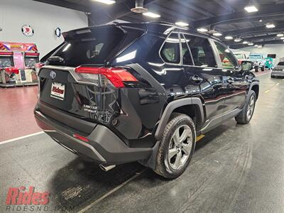 2021 Toyota RAV4 Hybrid Limited   - Photo 10 - Bismarck, ND 58503