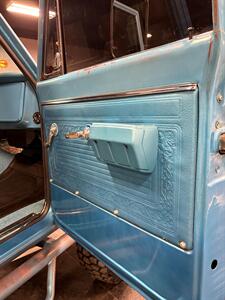 1971 Chevrolet Suburban K20   - Photo 28 - Bismarck, ND 58503