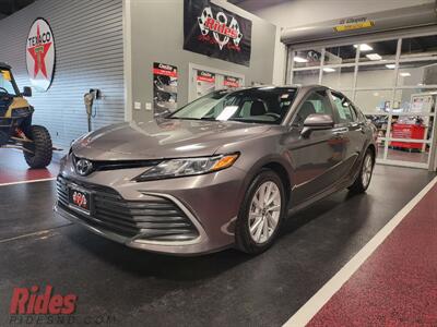 2021 Toyota Camry LE   - Photo 1 - Bismarck, ND 58503