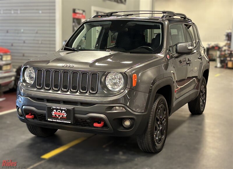 2018 Jeep Renegade Trailhawk  