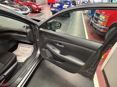 2024 Nissan Sentra SV   - Photo 32 - Bismarck, ND 58503