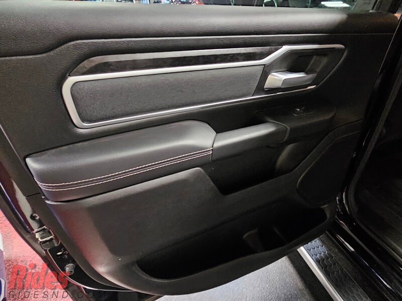 2023 RAM 1500 Big Horn - Photo 25 - Bismarck, ND 58503