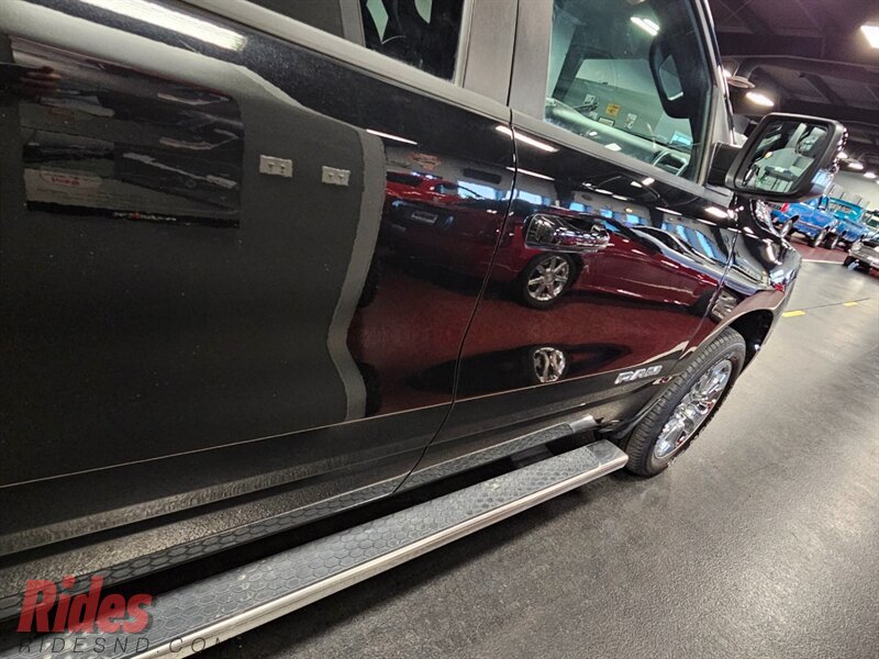 2023 RAM 1500 Big Horn - Photo 14 - Bismarck, ND 58503