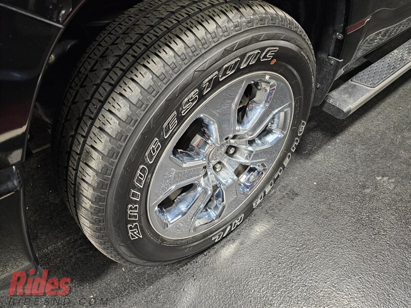 2023 RAM 1500 Big Horn - Photo 4 - Bismarck, ND 58503