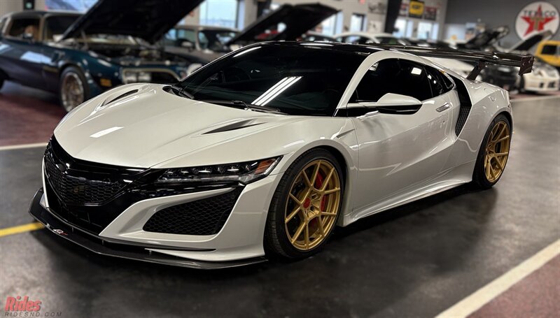 2018 Acura NSX SH-AWD Sport Hybrid  