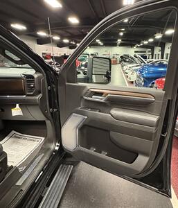 2024 Chevrolet Silverado 3500 High Country - Photo 33 - Bismarck, ND 58503