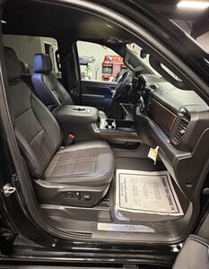 2024 Chevrolet Silverado 3500 High Country - Photo 34 - Bismarck, ND 58503