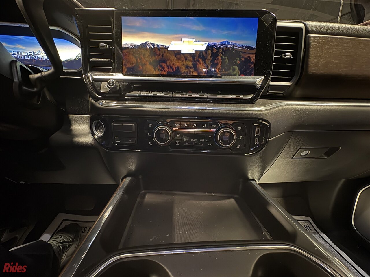 2024 Chevrolet Silverado 3500 High Country - Photo 48 - Bismarck, ND 58503