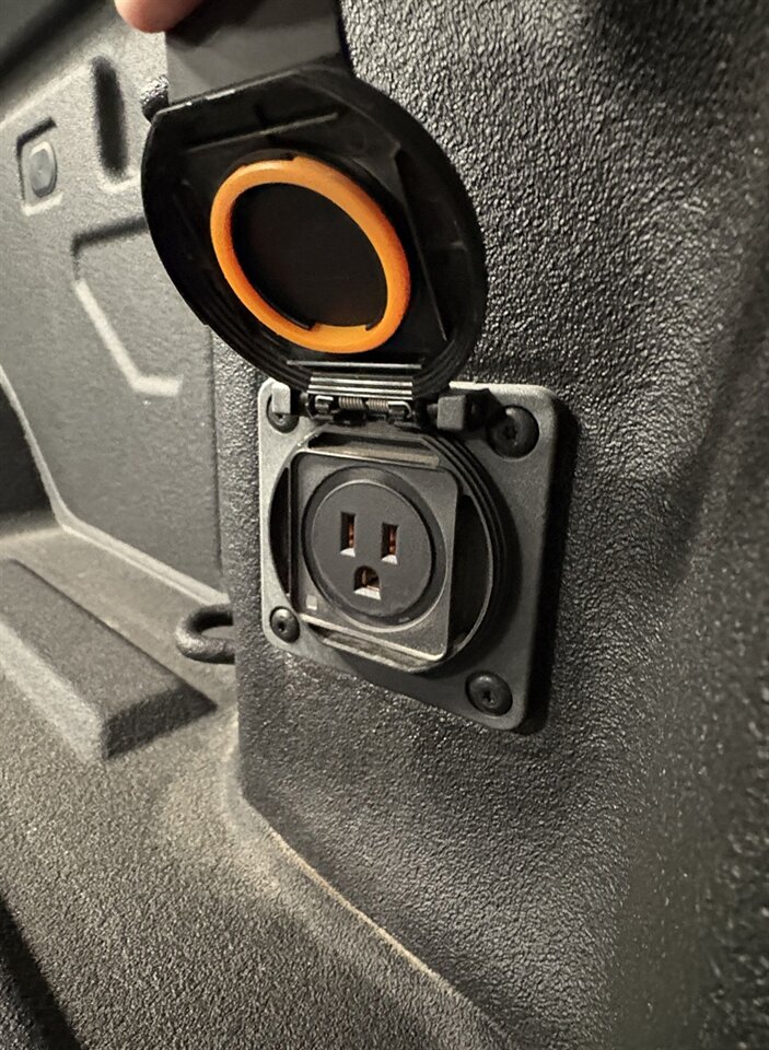 2024 Chevrolet Silverado 3500 High Country - Photo 24 - Bismarck, ND 58503