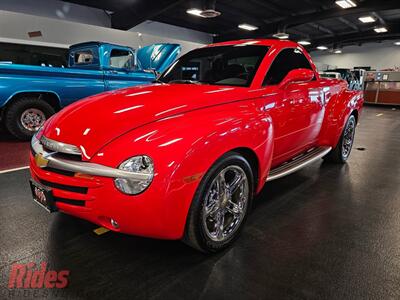 2005 Chevrolet SSR LS   - Photo 14 - Bismarck, ND 58503