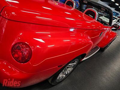 2005 Chevrolet SSR LS   - Photo 10 - Bismarck, ND 58503