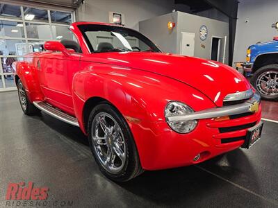 2005 Chevrolet SSR LS   - Photo 13 - Bismarck, ND 58503