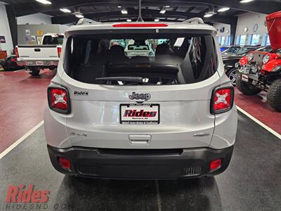 2020 Jeep Renegade Latitude   - Photo 9 - Bismarck, ND 58503