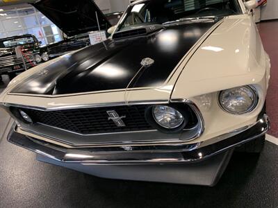 1969 Ford Mustang Mach1   - Photo 2 - Bismarck, ND 58503