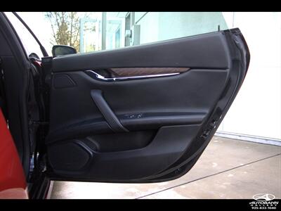 2018 Maserati Quattroporte S  ***WRAPPED RED*** - Photo 28 - Dublin, CA 94568