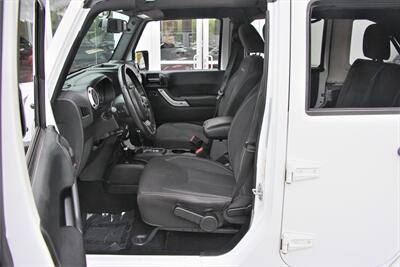 2018 Jeep Wrangler JK Unlimited Sahara ***ONE-OWNER*** - Photo 15 - Dublin, CA 94568