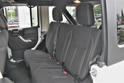 2018 Jeep Wrangler JK Unlimited Sahara ***ONE-OWNER*** - Photo 20 - Dublin, CA 94568