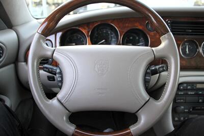 1998 Jaguar XK8  ***EXCELLENT CONDITION*** - Photo 11 - Dublin, CA 94568