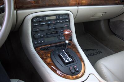 1998 Jaguar XK8  ***EXCELLENT CONDITION*** - Photo 17 - Dublin, CA 94568