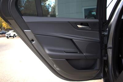 2018 Jaguar XE 20d Premium ***DIESEL*** - Photo 13 - Dublin, CA 94568