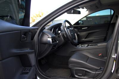 2018 Jaguar XE 20d Premium ***DIESEL*** - Photo 12 - Dublin, CA 94568