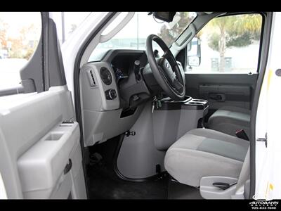 2023 Forest River Sunseeker 3250LE E-450 FORD CHASSIS  ***BUNK-BED*** - Photo 17 - Dublin, CA 94568