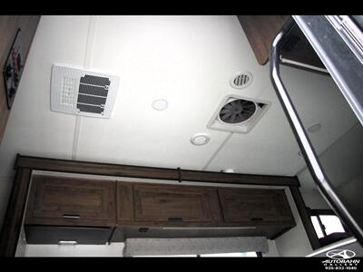 2023 Forest River Sunseeker 3250LE E-450 FORD CHASSIS  ***BUNK-BED*** - Photo 35 - Dublin, CA 94568