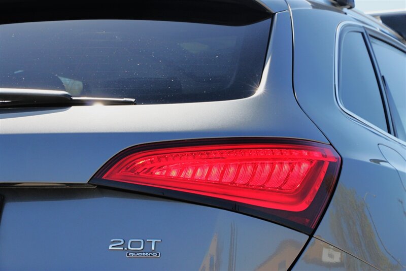 2014 Audi Q5 2.0T quattro Premium Plus photo