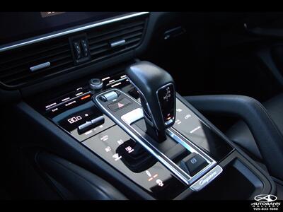 2020 Porsche Cayenne E-Hybrid ***PREMIUM PLUS PACK*** - Photo 18 - Dublin, CA 94568