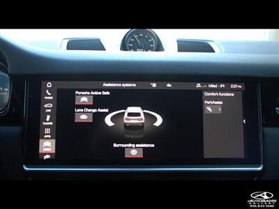 2020 Porsche Cayenne E-Hybrid ***PREMIUM PLUS PACK*** - Photo 25 - Dublin, CA 94568