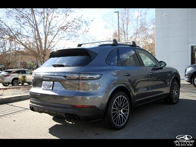 2020 Porsche Cayenne E-Hybrid ***PREMIUM PLUS PACK*** - Photo 9 - Dublin, CA 94568