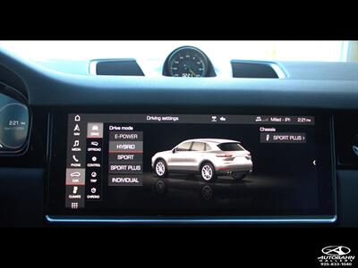 2020 Porsche Cayenne E-Hybrid ***PREMIUM PLUS PACK*** - Photo 23 - Dublin, CA 94568