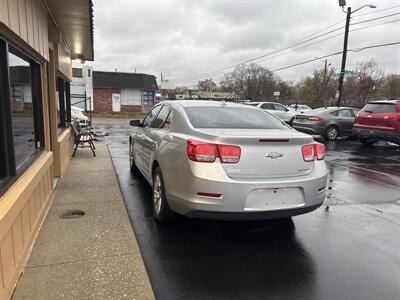 2014 Chevrolet Malibu LT   - Photo 5 - Indianapolis, IN 46222