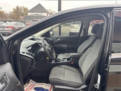 2017 Ford Escape SE   - Photo 4 - Indianapolis, IN 46222