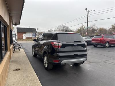 2017 Ford Escape SE   - Photo 5 - Indianapolis, IN 46222