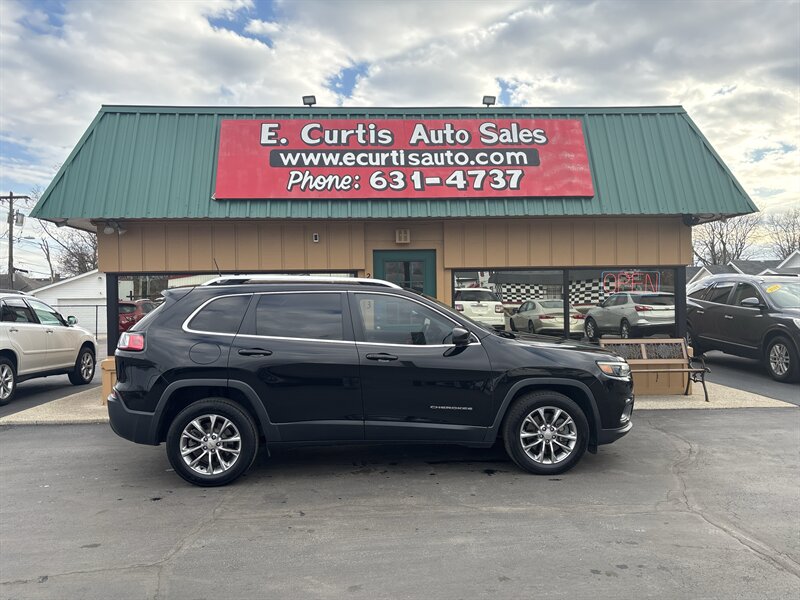 2019 Jeep Cherokee Latitude Plus   - Photo 1 - Indianapolis, IN 46222