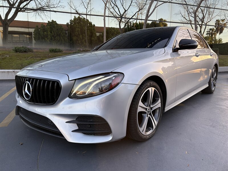 2019 Mercedes-Benz E 300   - Photo 1 - Long Beach, CA 90807