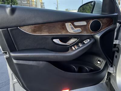 2017 Mercedes-Benz GLC GLC 300 - Photo 15 - Long Beach, CA 90807